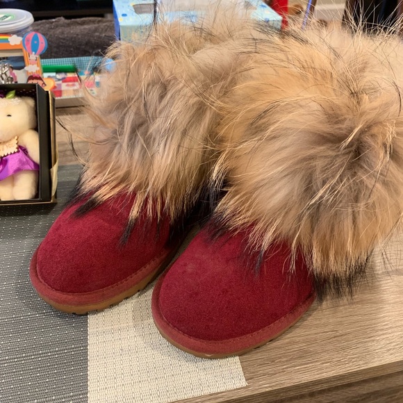 Shoes - women boots
